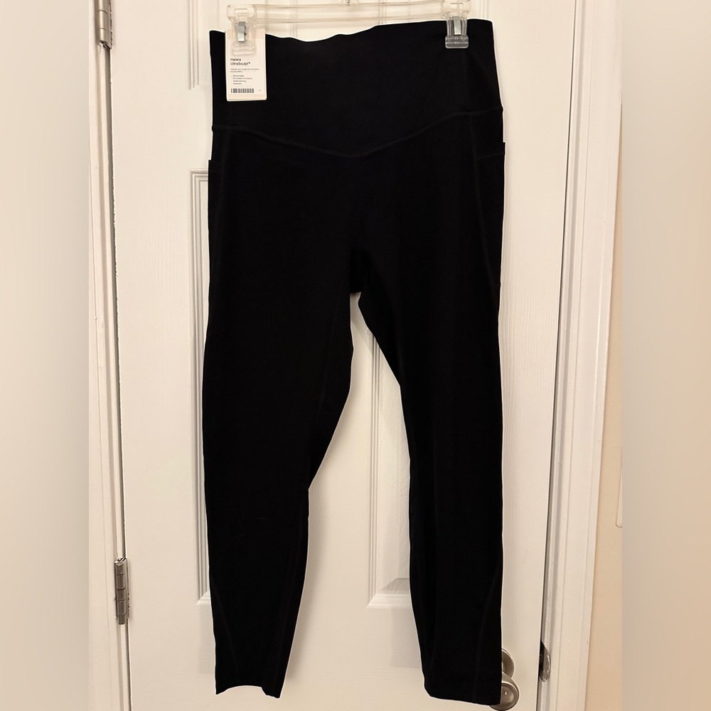 Halara Large Black Ultra-Sculpt 7/8 length leggings New